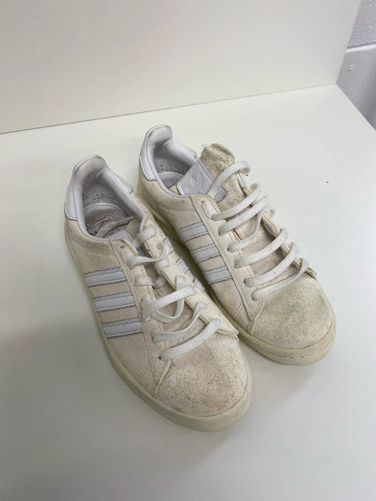 Fabulous Adidas Campers 80’s cream white trainers Uk4 KD001