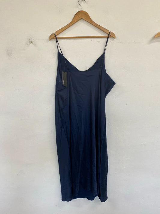 Marks & Spencer Elegant Navy Satin Slip Midi Dress UK 24 LK006