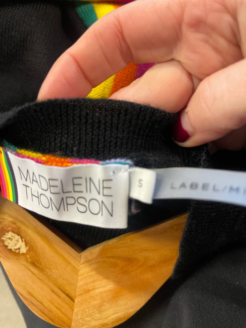 Fabulous Madeleine Thompson Merino Wool rainbow split back Sweater UKS Black SA514