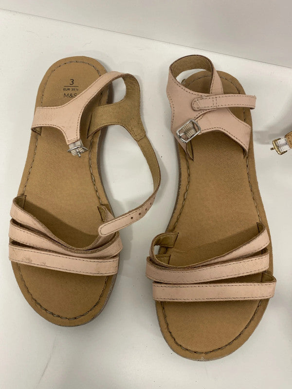 Fabulous Bundle of Girls M&S leather sandals classics Uk3 #18 MA003
