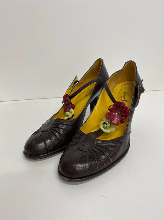 Lovely classic Whistles London leather T bar shoes UK6 LH002