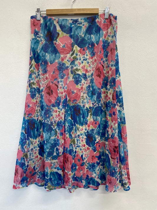 Stunning Edinburgh wooden mill isle floral chiffon midi skirt UK 16 IZ001